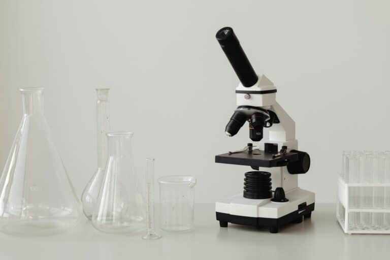 Top Factors to Consider when Donating Your Lab Equipment