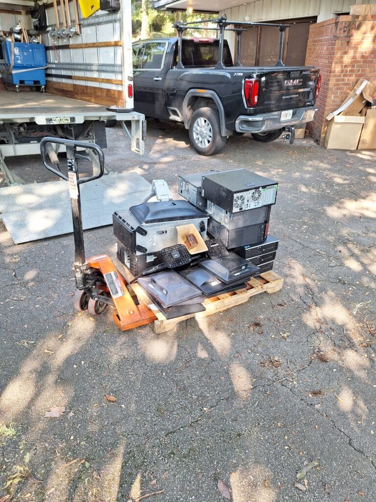 What To Do With Old Electronics | 404 905 8235