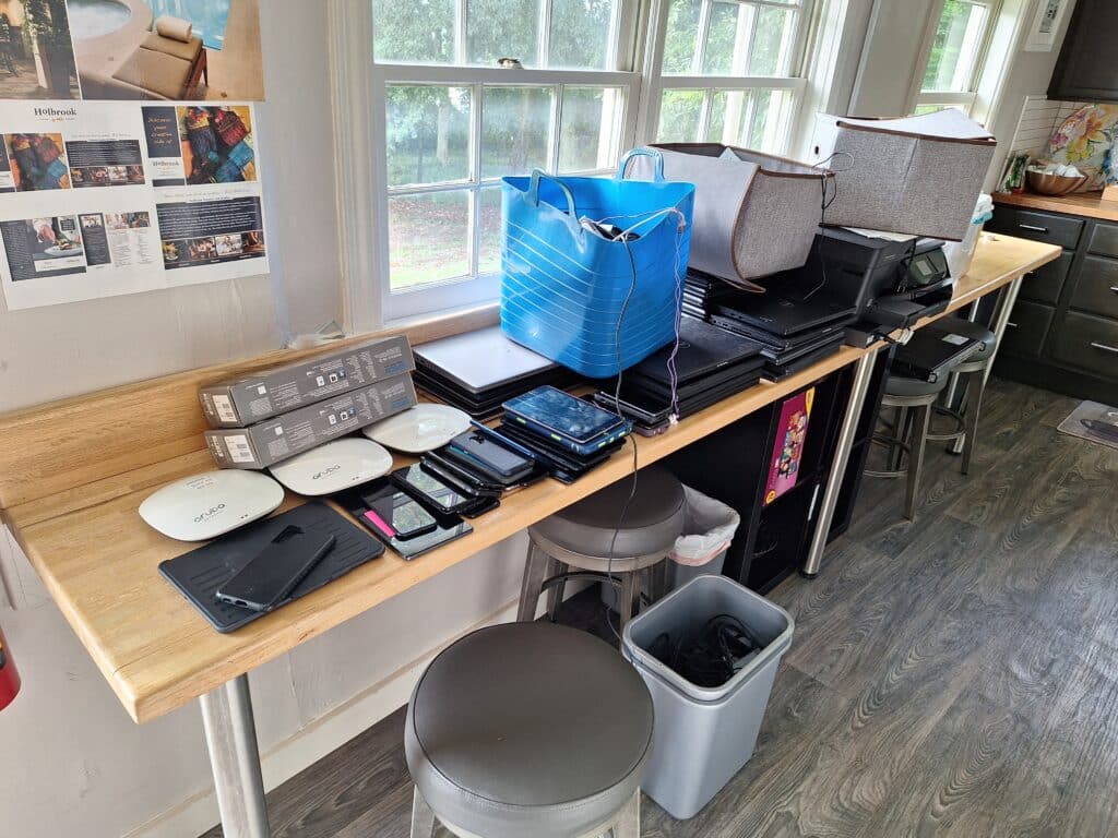 5 Simple Ways That You Can Recycle Your Mobile Phone Call Us | 404 905 8235