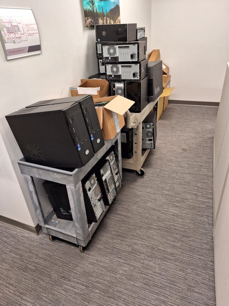 What To Do With Old Electronics | 404 905 8235